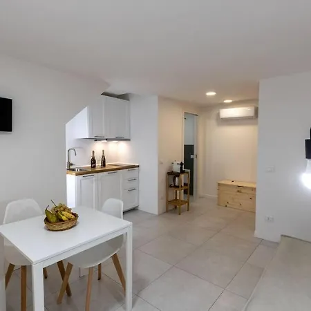Golfo 75 Apartment Cefalu